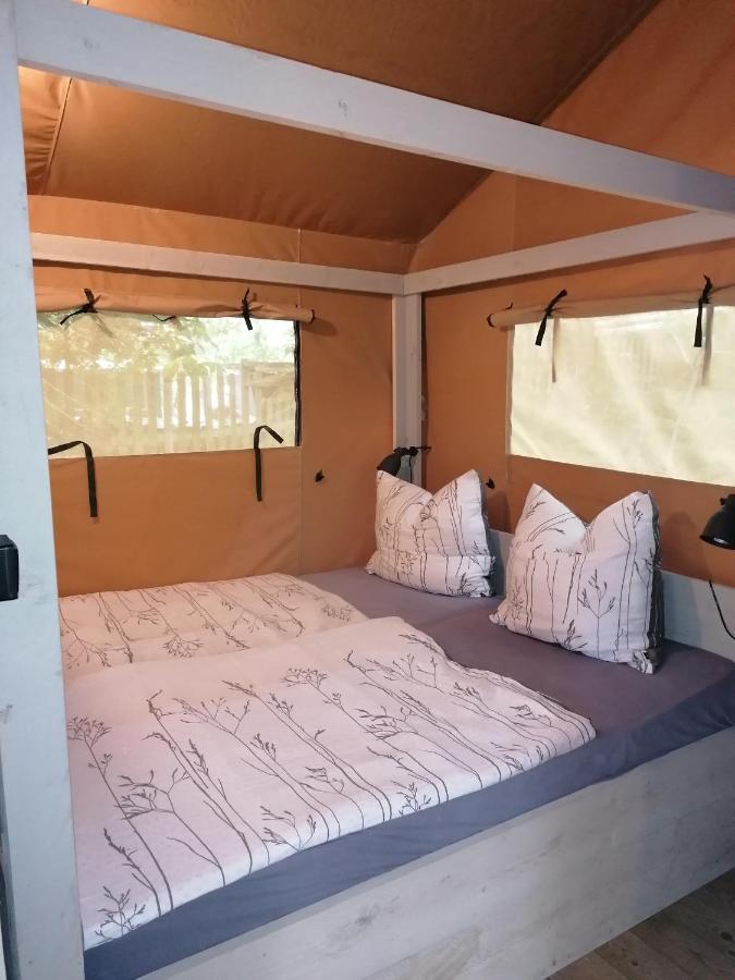 Gutshof Tda-Lohma Hotel Langenleuba-Niederhain Luaran gambar